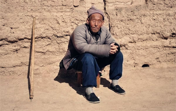 八字生来贫贱的人.jpg 八字生来贫贱的人.jpg