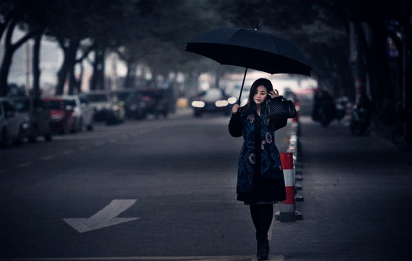 女命有伤官就克夫吗