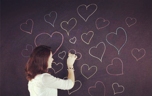 异性缘好的人八字特点.jpg 异性缘好的人八字特点.jpg