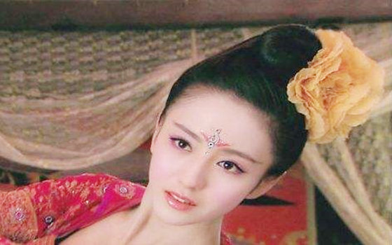 史上绝世美女八字分析.jpg 史上绝世美女八字分析.jpg