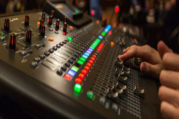 八字入门之五行火的职业类象 八字入门之五行火的职业类象