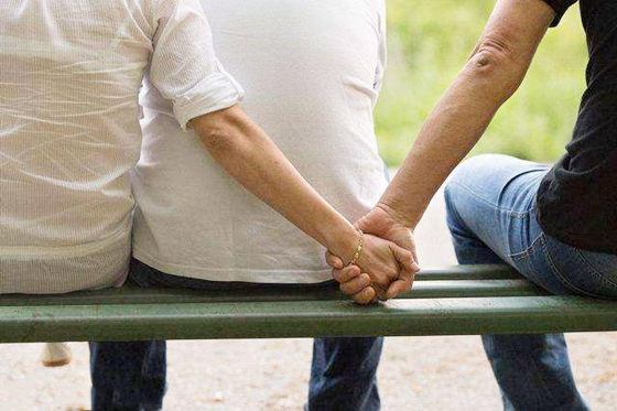 第三者转正的八字.jpg 第三者转正的八字.jpg