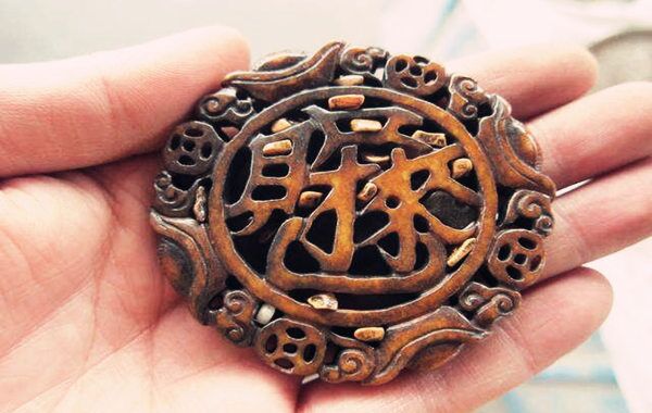 八字年柱的含义 八字年柱的含义