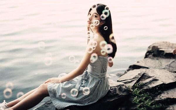 日坐比肩的女命 日坐比肩的女命