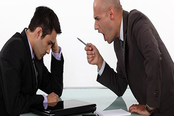 八字官杀混杂的几种不吉体现.jpg 八字官杀混杂的几种不吉体现.jpg