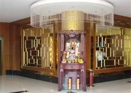 店铺招财风水布局
店铺招财风水布局