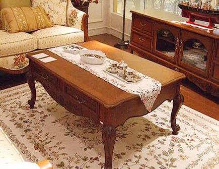 茶几上面摆放什么好