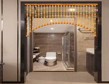 卫生间挂什么颜色的水晶帘好 卫生间挂什么颜色的水晶帘好