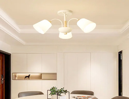 客厅装三个灯的风水讲究