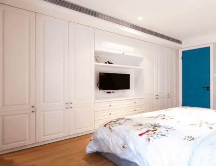 衣柜对着床尾风水好吗