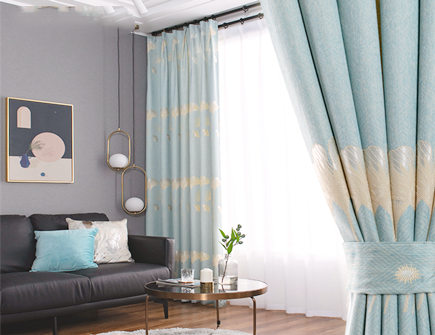 客厅挂什么窗帘最旺气