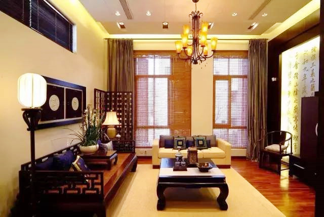 赚钱看客厅存钱看卧室