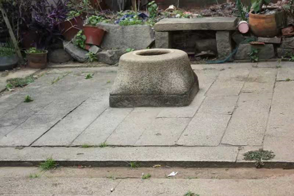 大门正对一口井化解 大门正对一口井化解