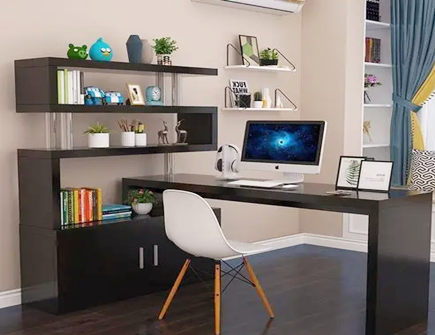 电脑桌朝向的最佳方位