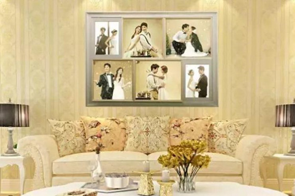 一进门看见结婚照好吗