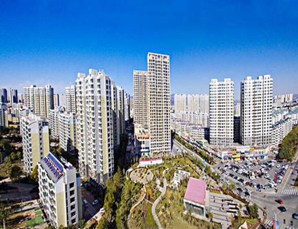 两边高中间低聚财吗 两边高中间低聚财吗