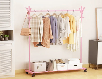 衣架放卧室哪个位置好 衣架放卧室哪个位置好