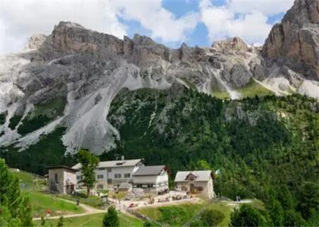 屋后有坑的风水影响 屋后有坑的风水影响