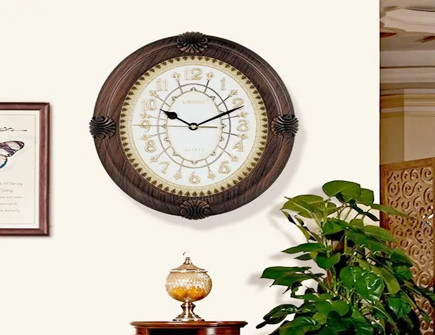 办公室钟表挂在什么位置好 办公室钟表挂在什么位置好