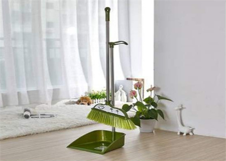 家中卧室放扫把对人有什么影响