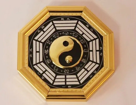 属鸡女放弃一个人的表现