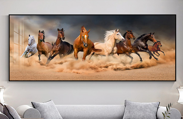 客厅可以挂八骏图吗