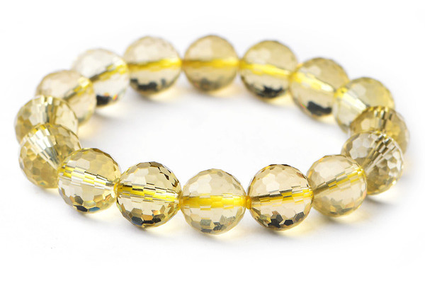 水晶认主人的表现