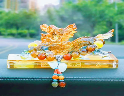 女生车内摆放什么摆件好 女生车内摆放什么摆件好