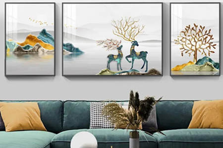 客厅墙上挂什么风水好