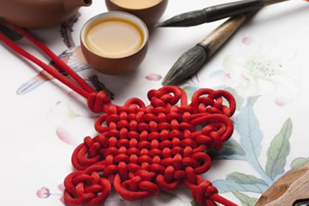 家中挂中国结在风水中的作用