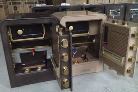 家里保险箱摆放风水