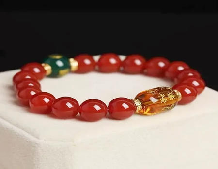 犯太岁戴什么首饰能化解呢?