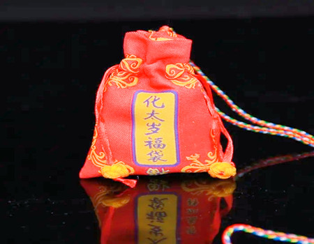 2023年属龙犯太岁怎么化解？