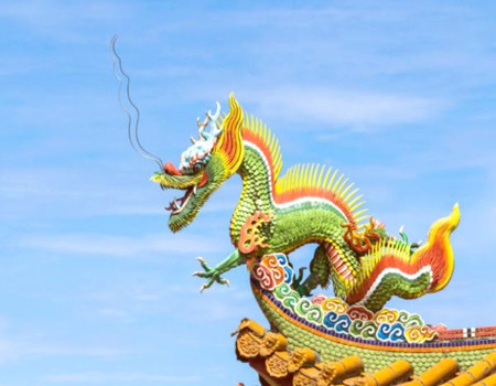 画地为牢居人后是什么生肖?