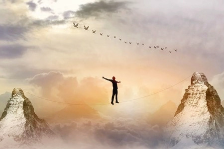 八字如何看工作事业的变动？