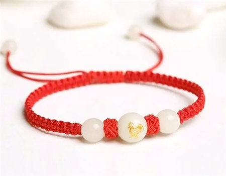 2023年属羊可以戴红绳吗?