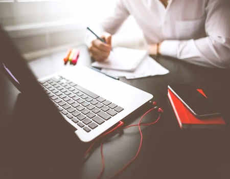 属蛇人2023年的事业运势如何？