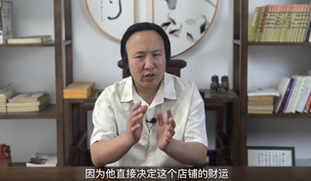 店铺大门两旁摆放什么风水好呢？