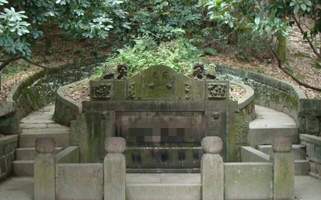 坟墓坐向和朝向的风水