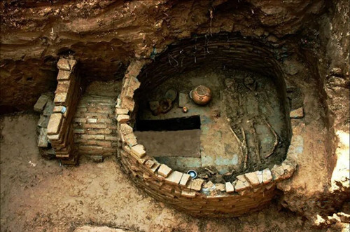 中国不同朝代墓葬特点