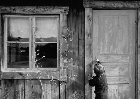 大门对着窗户风水好吗