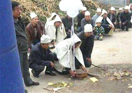 出门遇到出殡是吉是凶