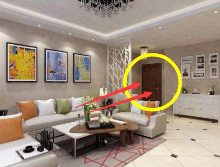 门对沙发怎么解决