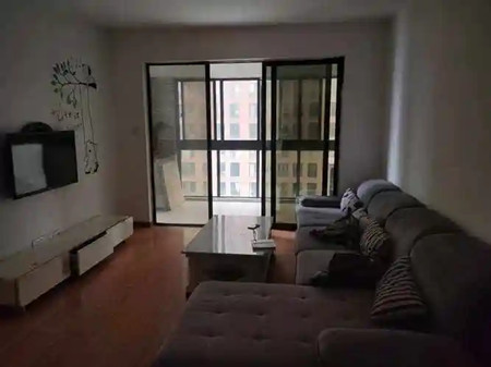 房子客厅采光不好房间光线好怎么办