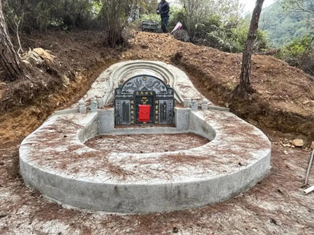 祖坟影响几代人