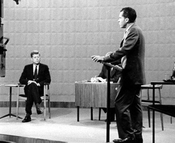 什么样的八字口才好