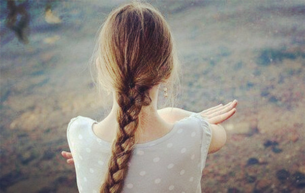 什么八字的人单纯善良