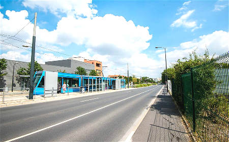 楼房周围道路的风水