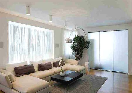 后背对窗户的风水