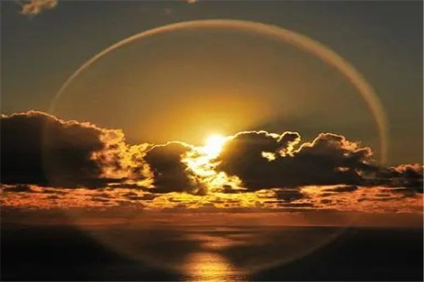 八字炎上格的命理特征